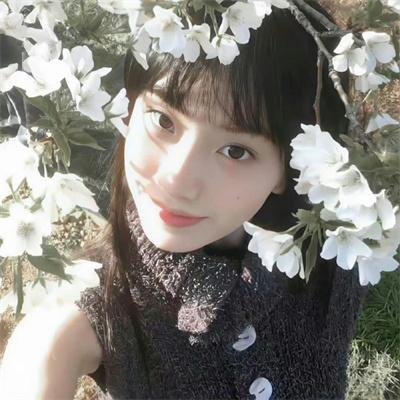跪毯旁的眼泪